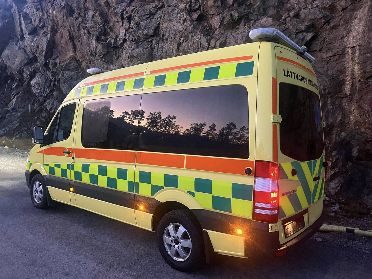 Ambulance MERCEDES-BENZ Sprinter 319 - Light AMBULANCE / shvydka dopomo: picture 7