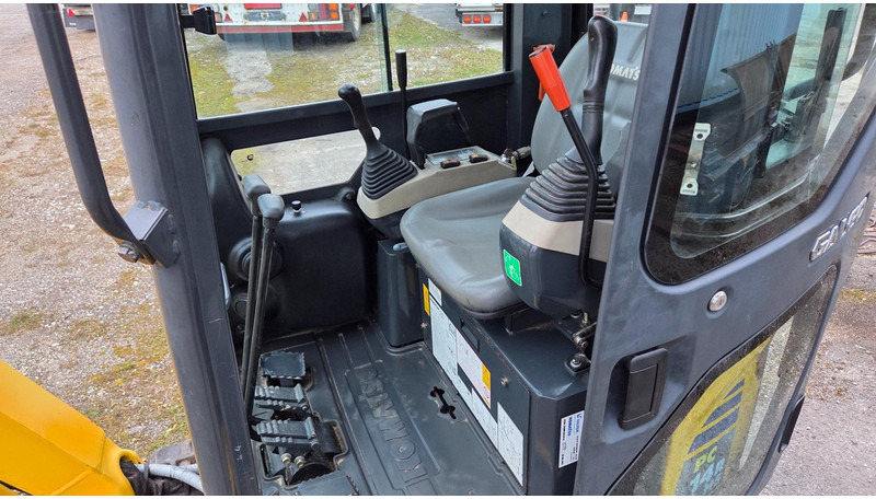 Komatsu PC14R - Mini excavator: picture 5 Komatsu PC14R - Mini excavator: picture 5