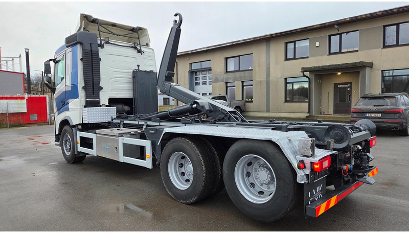 Volvo FH500 6X2 - Hook lift truck: picture 4 Volvo FH500 6X2 - Hook lift truck: picture 4