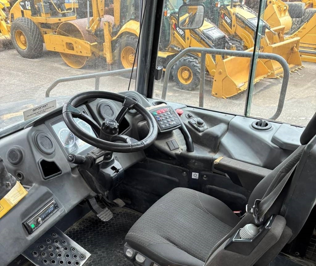 Bell B 30 E (New tyres / Under Preparation) - Articulated dump truck: picture 4 Bell B 30 E (New tyres / Under Preparation) - Articulated dump truck: picture 4