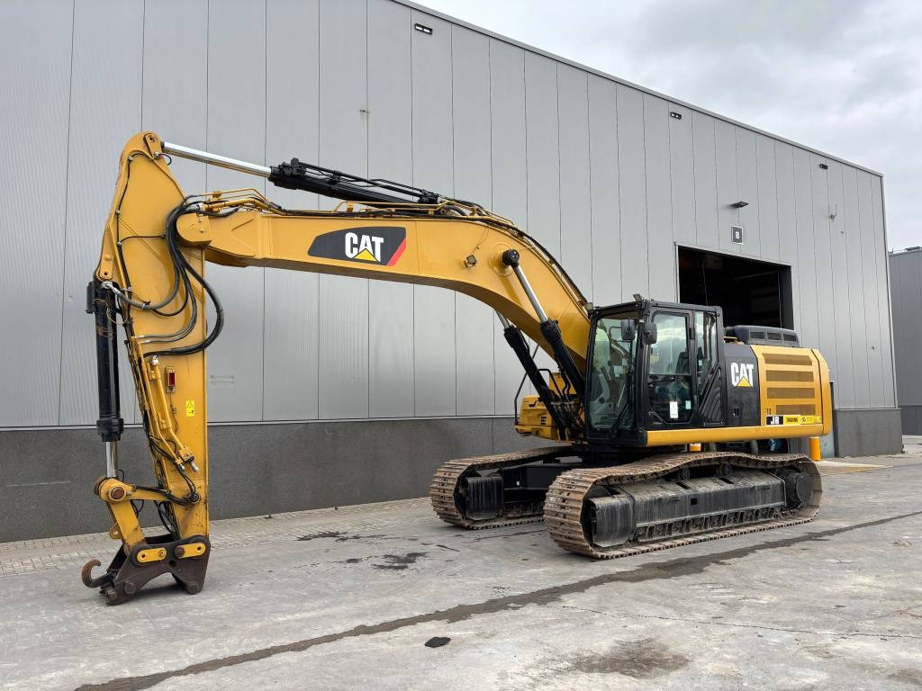 CAT 336F L XE (New Undercarriage) - Crawler excavator: picture 1 CAT 336F L XE (New Undercarriage) - Crawler excavator: picture 1