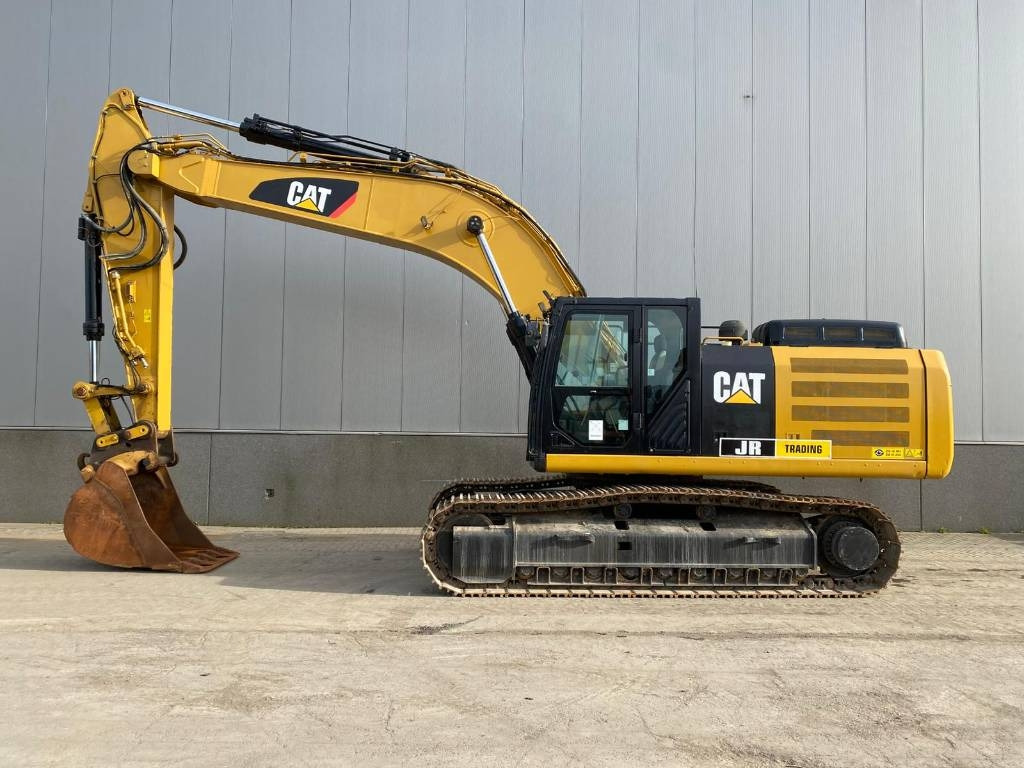 CAT 336F L XE (New Undercarriage) - Crawler excavator: picture 1 CAT 336F L XE (New Undercarriage) - Crawler excavator: picture 1