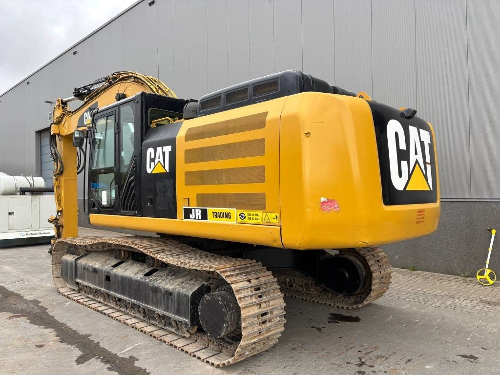 CAT 336F L XE (New Undercarriage) - Crawler excavator: picture 3 CAT 336F L XE (New Undercarriage) - Crawler excavator: picture 3
