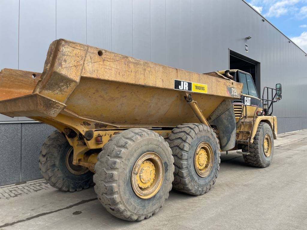 CAT 725 (CE certified - good working condition) - Articulated dump truck: picture 5 CAT 725 (CE certified - good working condition) - Articulated dump truck: picture 5