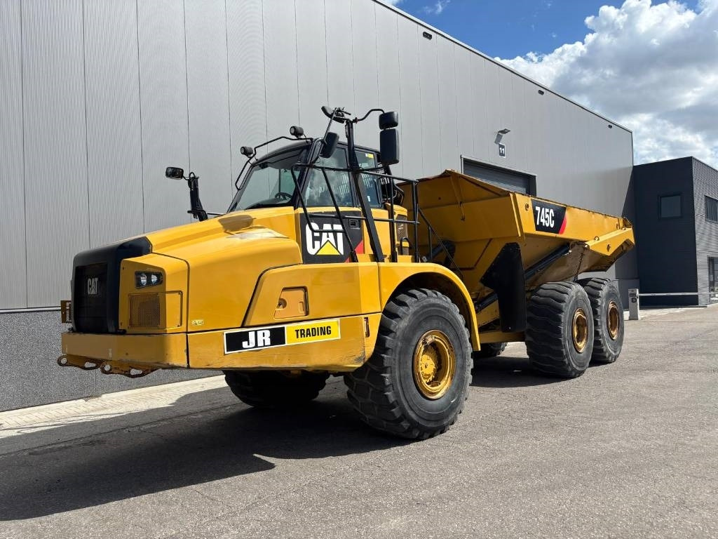 CAT 745 C (CE /Low Hours) - Articulated dump truck: picture 2 CAT 745 C (CE /Low Hours) - Articulated dump truck: picture 2