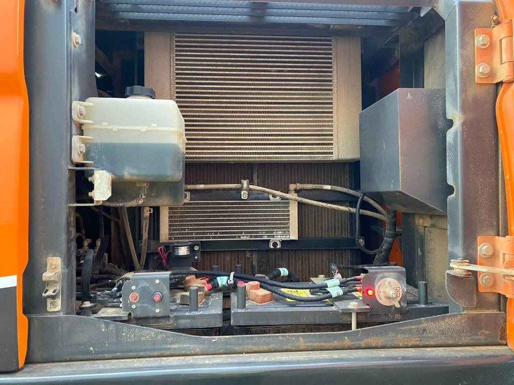 Crawler excavator Doosan DX 300 LC-7: picture 23 Crawler excavator Doosan DX 300 LC-7: picture 23