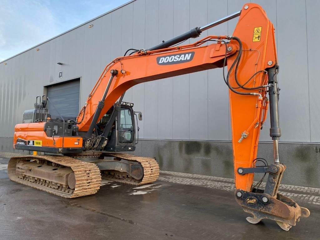 Crawler excavator Doosan DX 300 LC-7: picture 7 Crawler excavator Doosan DX 300 LC-7: picture 7