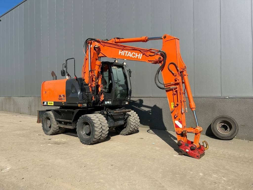 Wheel excavator Hitachi ZX 140 W-5B: picture 7