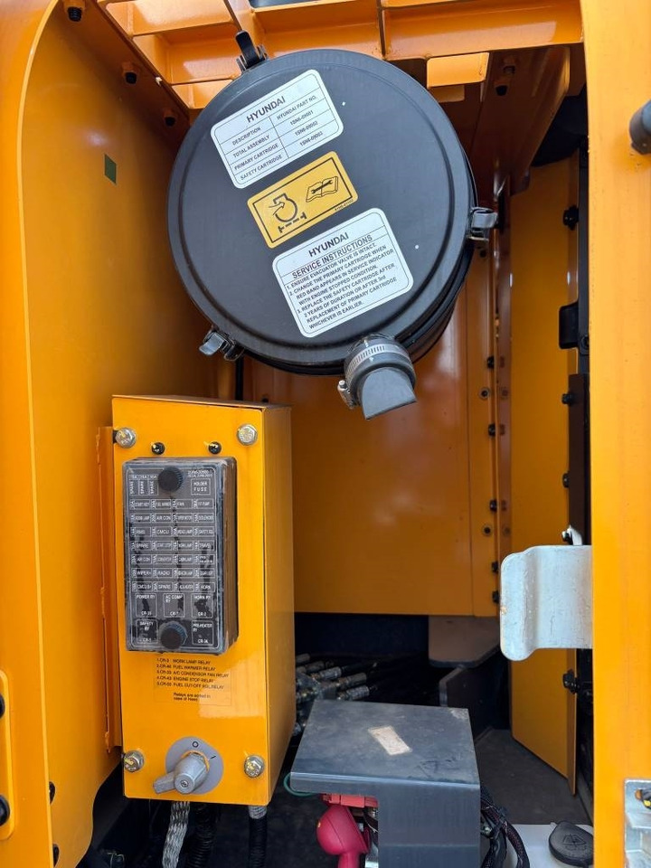 Leasing of Hyundai R 245 LR (New / Non CE Certified)  Hyundai R 245 LR (New / Non CE Certified): picture 21