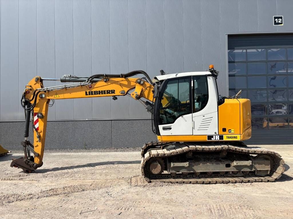 Liebherr R 914 Compact Litronic Liebherr R 914 Compact Litronic - Crawler excavator: picture 1 Liebherr R 914 Compact Litronic Liebherr R 914 Compact Litronic - Crawler excavator: picture 1