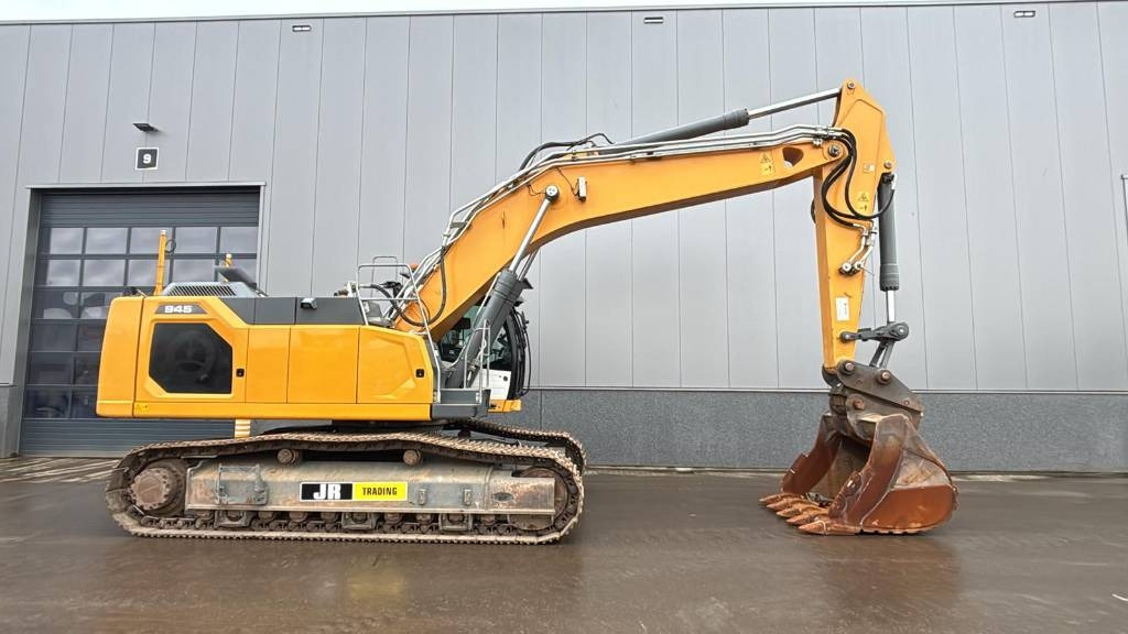 Liebherr R 945 (Coming Soon) - Crawler excavator: picture 1 Liebherr R 945 (Coming Soon) - Crawler excavator: picture 1