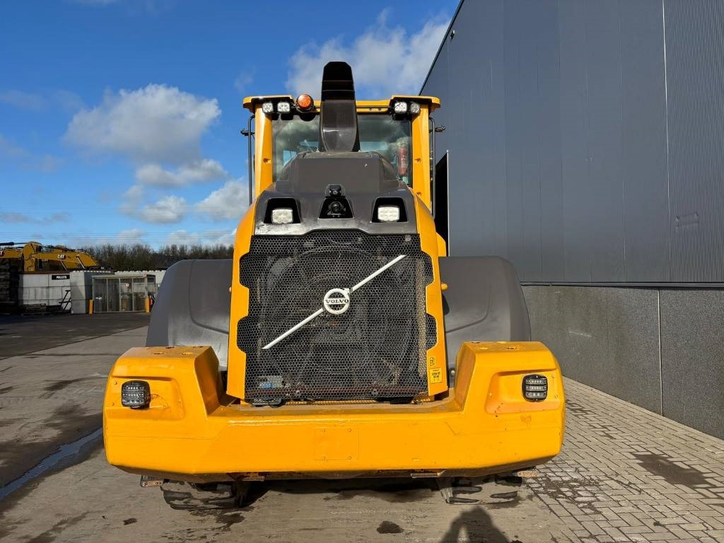Volvo L 90 H  - Wheel loader: picture 4 Volvo L 90 H  - Wheel loader: picture 4