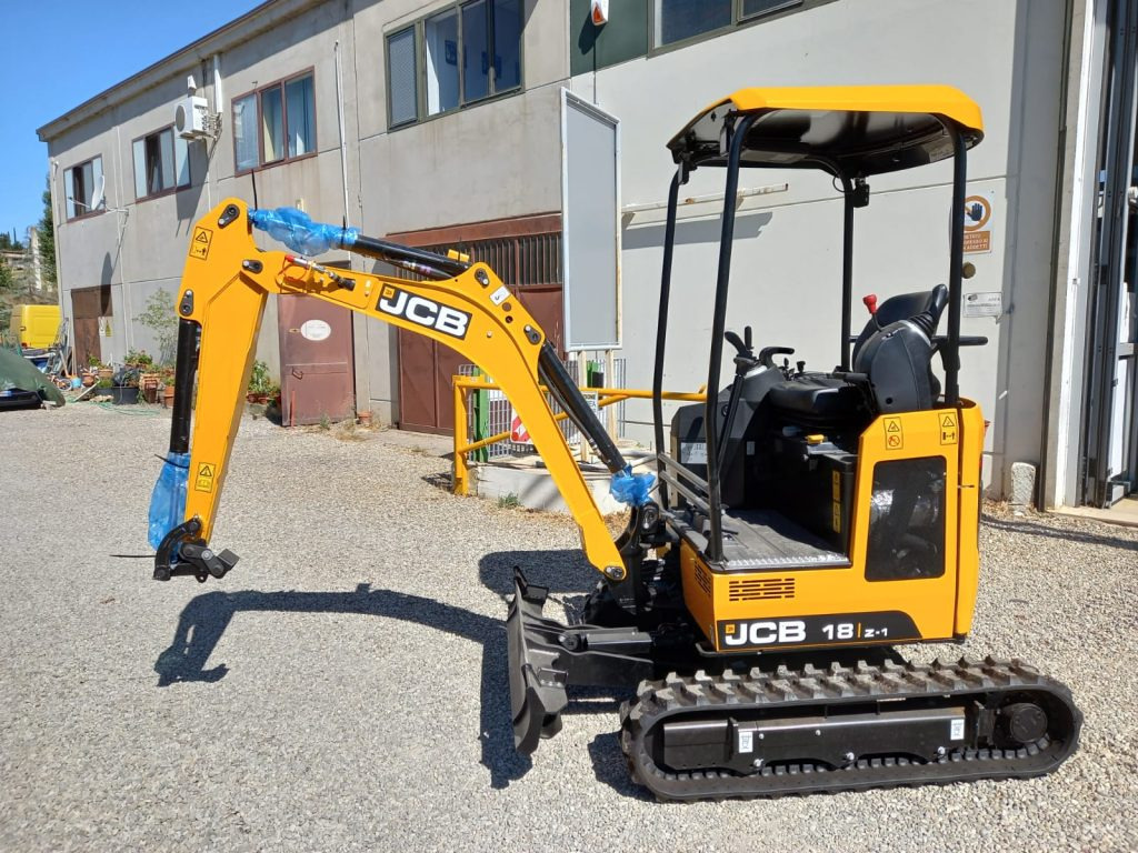 JCB 18 Z 1 - Mini excavator: picture 1 JCB 18 Z 1 - Mini excavator: picture 1
