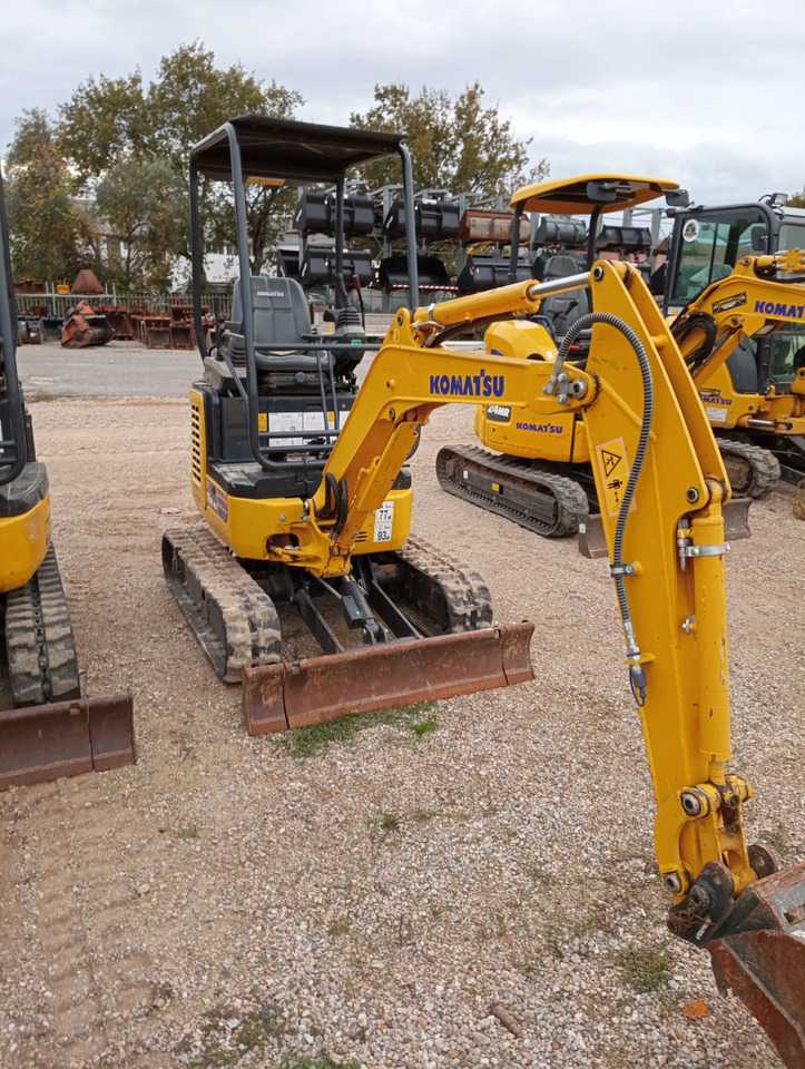 KOMATSU PC16 R-3 HS - Mini excavator: picture 1 KOMATSU PC16 R-3 HS - Mini excavator: picture 1