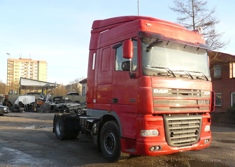 DAF xf 105 460 - Tractor unit: picture 3 DAF xf 105 460 - Tractor unit: picture 3