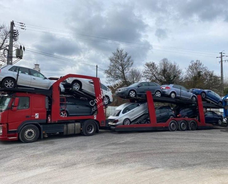 Volvo FM - Car transporter truck: picture 4 Volvo FM - Car transporter truck: picture 4