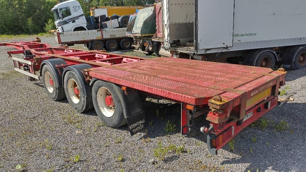 Doll Hanhenkaula konttivaunu - Container transporter/ Swap body semi-trailer: picture 2 Doll Hanhenkaula konttivaunu - Container transporter/ Swap body semi-trailer: picture 2