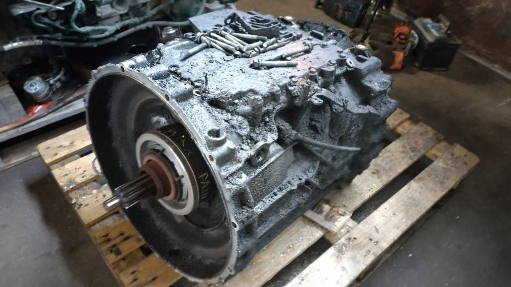 MAN ZF Traxon 12TX2820 TO - Gearbox for Truck: picture 3 MAN ZF Traxon 12TX2820 TO - Gearbox for Truck: picture 3