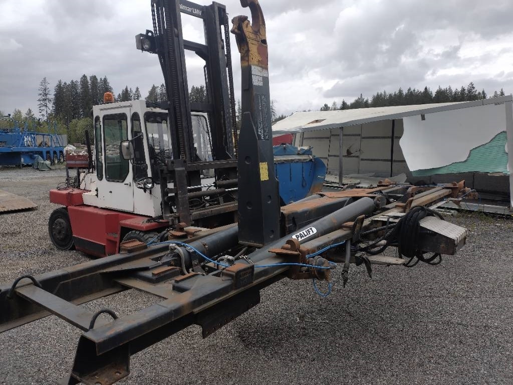 Palift Koukkulaite 18tn 5,90m - Hook lift/ Skip loader system: picture 4 Palift Koukkulaite 18tn 5,90m - Hook lift/ Skip loader system: picture 4