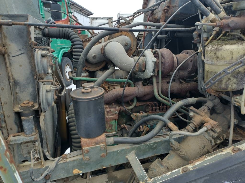 Dropside/ Flatbed truck Sisu Karhu rahtilava ja ulosotto: picture 8