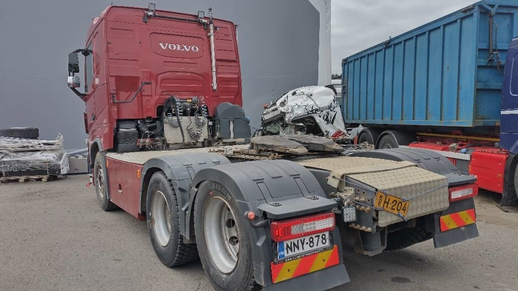 Volvo FH13 6x4 nouseva teliveto, HYDR!! - Tractor unit: picture 5 Volvo FH13 6x4 nouseva teliveto, HYDR!! - Tractor unit: picture 5