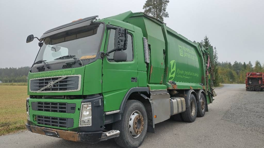 Volvo FM9 6x2 pakkaaja +nostin +etukippo  - Refuse truck: picture 1 Volvo FM9 6x2 pakkaaja +nostin +etukippo  - Refuse truck: picture 1
