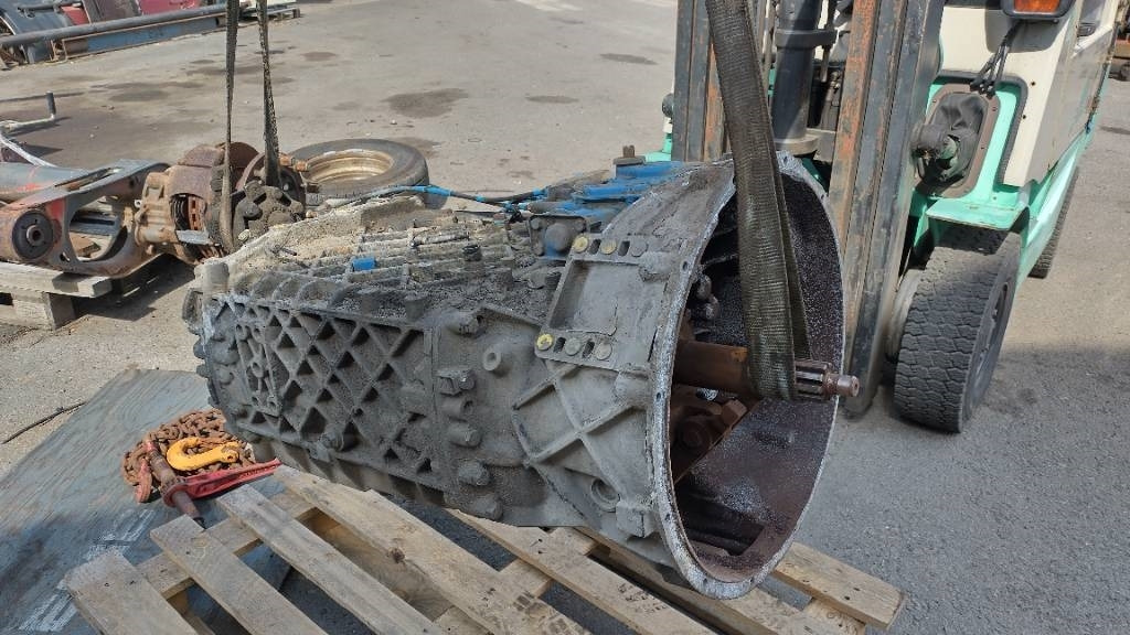 ZF 16s1920 TD vaihteisto - Gearbox for Truck: picture 1 ZF 16s1920 TD vaihteisto - Gearbox for Truck: picture 1