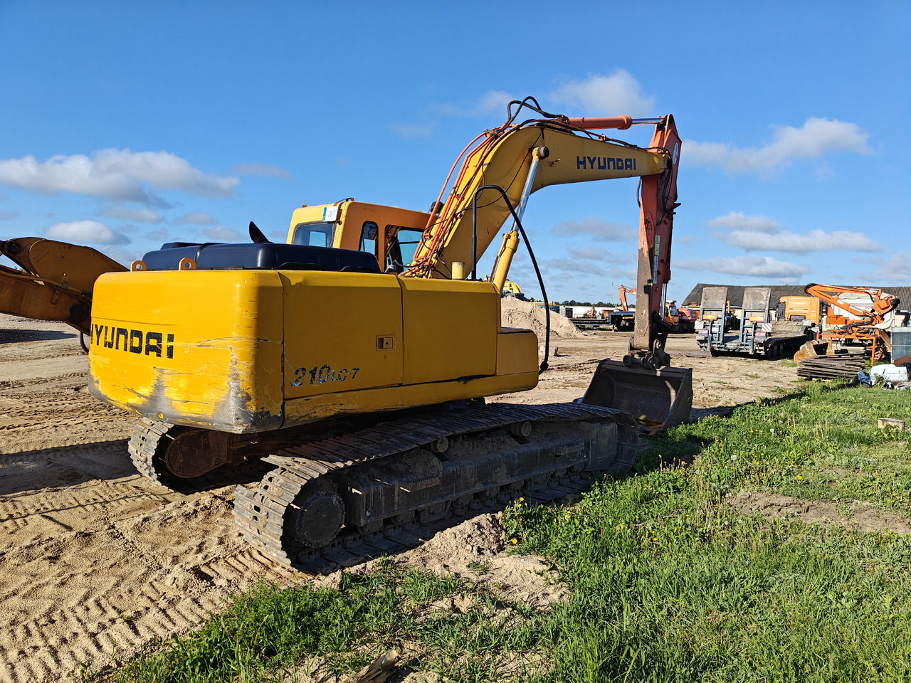 Hyundai Robex 210LC-7 - Crawler excavator: picture 3 Hyundai Robex 210LC-7 - Crawler excavator: picture 3