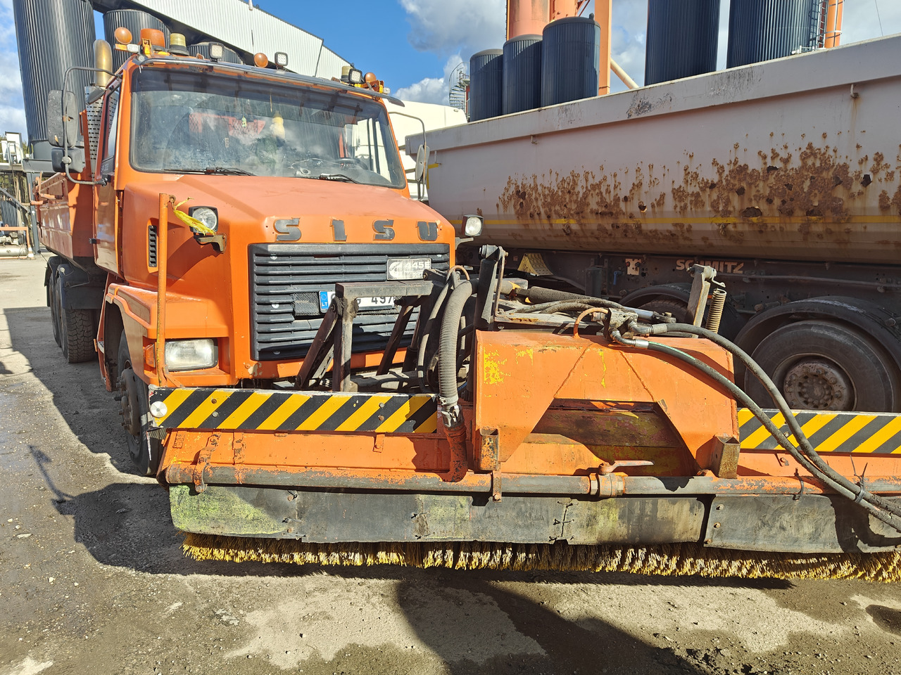 SISU SR 332 - Tipper: picture 2 SISU SR 332 - Tipper: picture 2