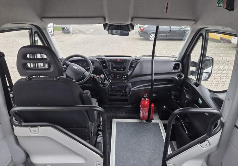Iveco A60C15 DAILY/SPROWADZONE/EURO 6/92 000 KM - Minibus, People carrier: picture 4 Iveco A60C15 DAILY/SPROWADZONE/EURO 6/92 000 KM - Minibus, People carrier: picture 4