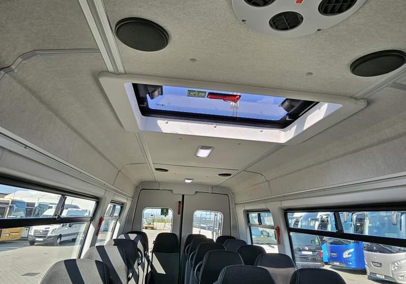 Iveco A60C15 / SPROWADZONE / EURO 6 / 25 000 KM - Minibus, People carrier: picture 3 Iveco A60C15 / SPROWADZONE / EURO 6 / 25 000 KM - Minibus, People carrier: picture 3