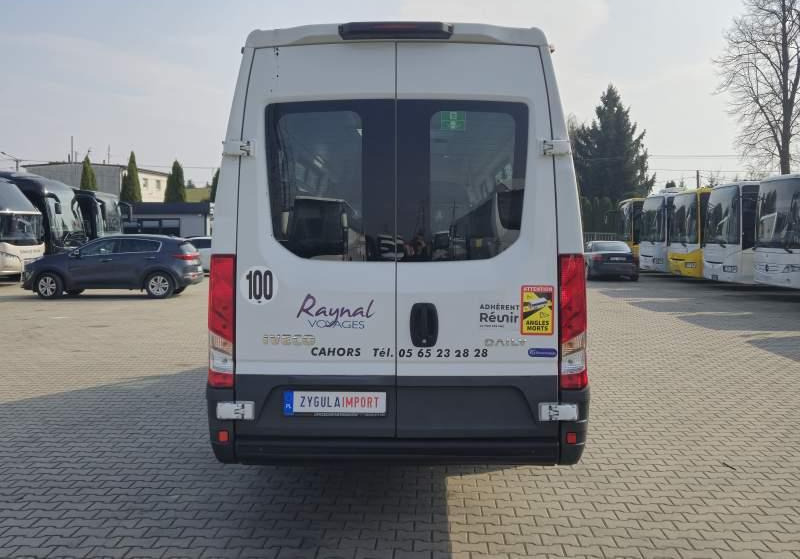 Iveco A60C15 / SPROWADZONE / EURO 6 / 39 000 KM - Minibus, People carrier: picture 5 Iveco A60C15 / SPROWADZONE / EURO 6 / 39 000 KM - Minibus, People carrier: picture 5