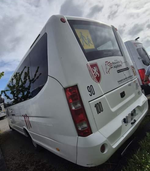 Iveco FERQUI SUNRISE / 35 MIEJSC/ EURO 6 SPROWADZONE - Minibus, People carrier: picture 2 Iveco FERQUI SUNRISE / 35 MIEJSC/ EURO 6 SPROWADZONE - Minibus, People carrier: picture 2