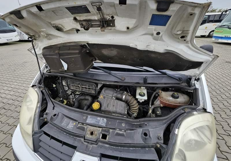 Renault TRAFIC 2.0 DCI 90 COMBI L2H1 / SPROWADZONY - Minibus, People carrier: picture 3 Renault TRAFIC 2.0 DCI 90 COMBI L2H1 / SPROWADZONY - Minibus, People carrier: picture 3