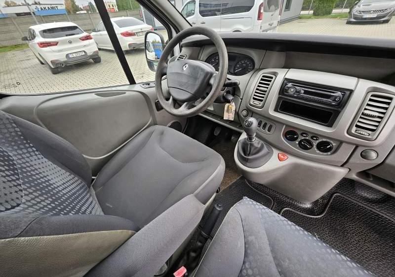 Renault TRAFIC 2.0 DCI 90 COMBI L2H1 / SPROWADZONY - Minibus, People carrier: picture 4 Renault TRAFIC 2.0 DCI 90 COMBI L2H1 / SPROWADZONY - Minibus, People carrier: picture 4