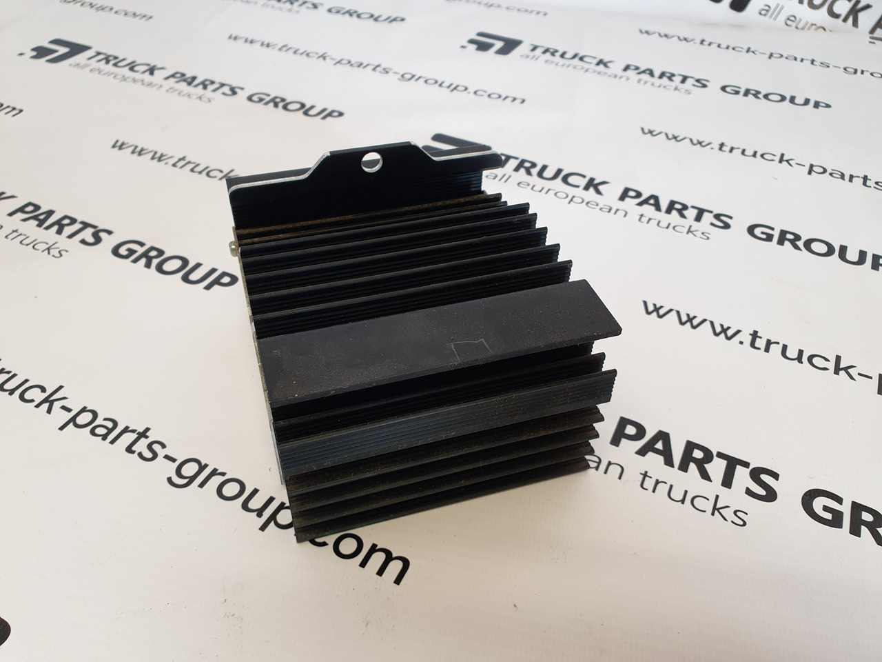 SCANIA SCANIA EURO 3 P, G, R, T series voltage converter, power inverter, voltage transformer, 24V/12V 20A, 1729858, 1729574. - Electrical system for Truck: picture 1 SCANIA SCANIA EURO 3 P, G, R, T series voltage converter, power inverter, voltage transformer, 24V/12V 20A, 1729858, 1729574. - Electrical system for Truck: picture 1