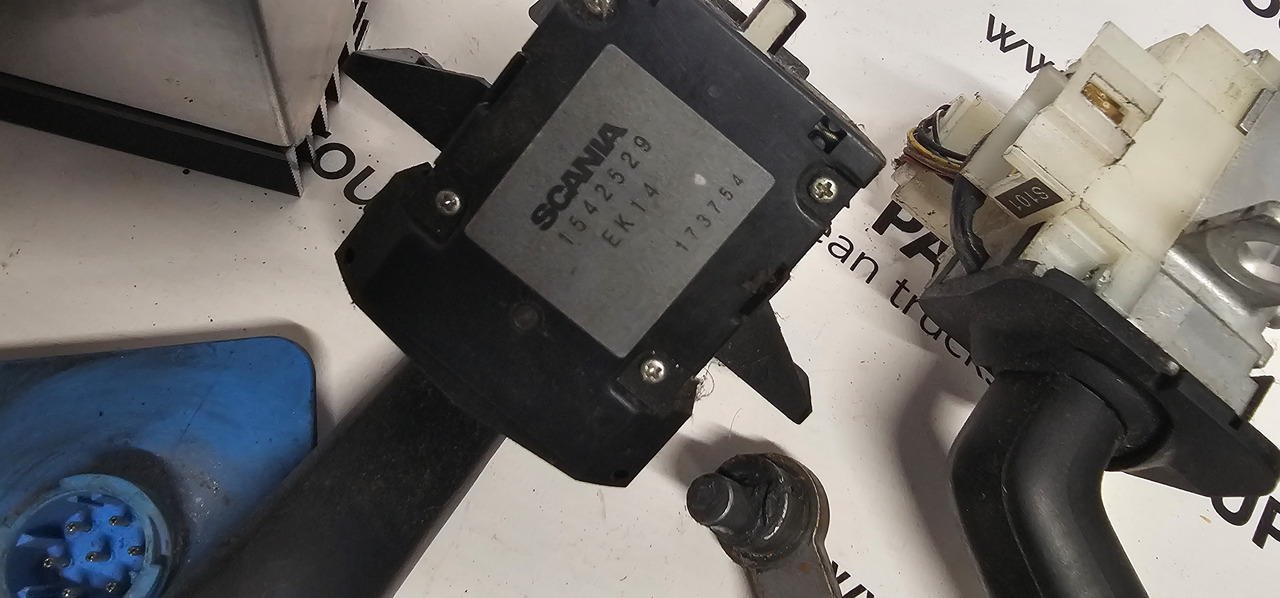 Scania SCANIA T, P, G, R, L, S series, EURO6 emission CAB inside small electronic, switches, control units, wiper arm, steering wheel control, light control unit, voltage converter 1729858, 0458341, AC931199 - ECU: picture 4 Scania SCANIA T, P, G, R, L, S series, EURO6 emission CAB inside small electronic, switches, control units, wiper arm, steering wheel control, light control unit, voltage converter 1729858, 0458341, AC931199 - ECU: picture 4