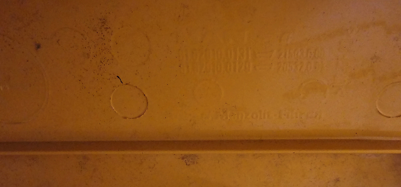 MAN MAN TGX, TGA EURO 6 spoilers roof spoiler air deflector kit 81629105317, 81629100269, 81629105319, 81629105320, 81629100301, 81629100268, 81629100145, 81629100205, 81629100144, 81629100204, 8162910525 - Spare parts for Truck: picture 4 MAN MAN TGX, TGA EURO 6 spoilers roof spoiler air deflector kit 81629105317, 81629100269, 81629105319, 81629105320, 81629100301, 81629100268, 81629100145, 81629100205, 81629100144, 81629100204, 8162910525 - Spare parts for Truck: picture 4