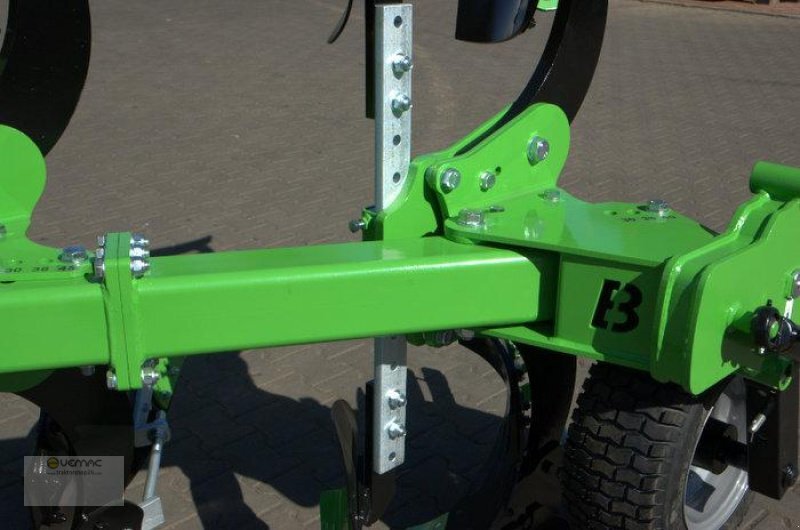 BOMET Drehpflug U064/2 4 Schar 0,30-0,38-0,45m Körperbreite - Plough: picture 5 BOMET Drehpflug U064/2 4 Schar 0,30-0,38-0,45m Körperbreite - Plough: picture 5