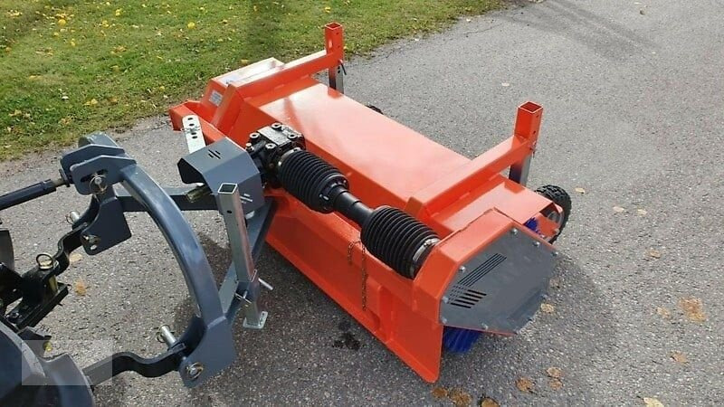 Geo Kehrmaschine Geo SWT190 190cm Kehrbesen Traktor Zapfwelle NEU - Broom: picture 2 Geo Kehrmaschine Geo SWT190 190cm Kehrbesen Traktor Zapfwelle NEU - Broom: picture 2