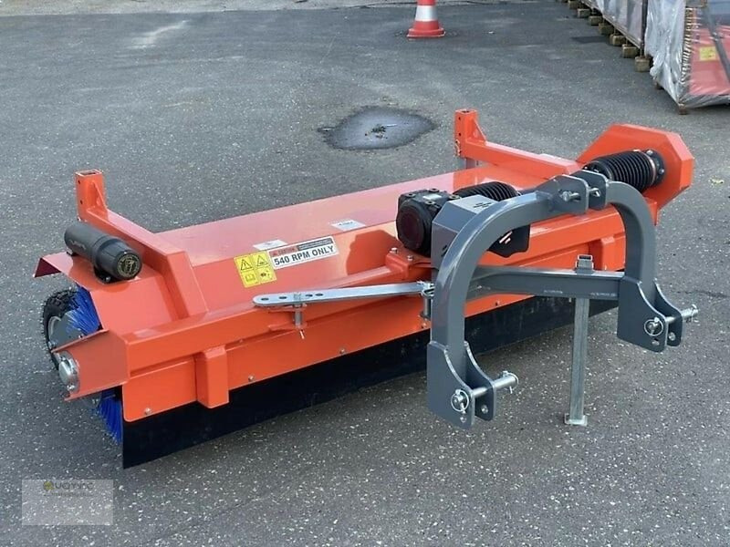 Geo Kehrmaschine Geo SWT220 220cm Kehrbesen Traktor Zapfwelle NEU - Broom: picture 5 Geo Kehrmaschine Geo SWT220 220cm Kehrbesen Traktor Zapfwelle NEU - Broom: picture 5
