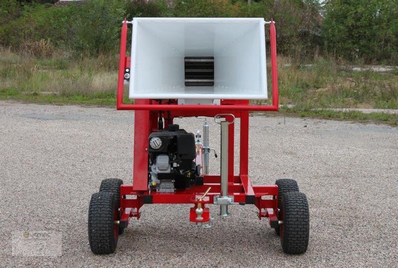 New Wood chipper Vemac SMV70 Häcksler Holzhäcksler Holzschredder Benzin Motor Anhän: picture 12