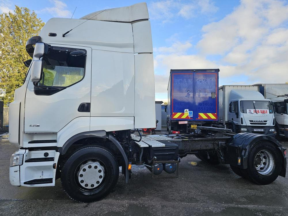Leasing of Renault Premium 430 4x2 Renault Premium 430 4x2: picture 6