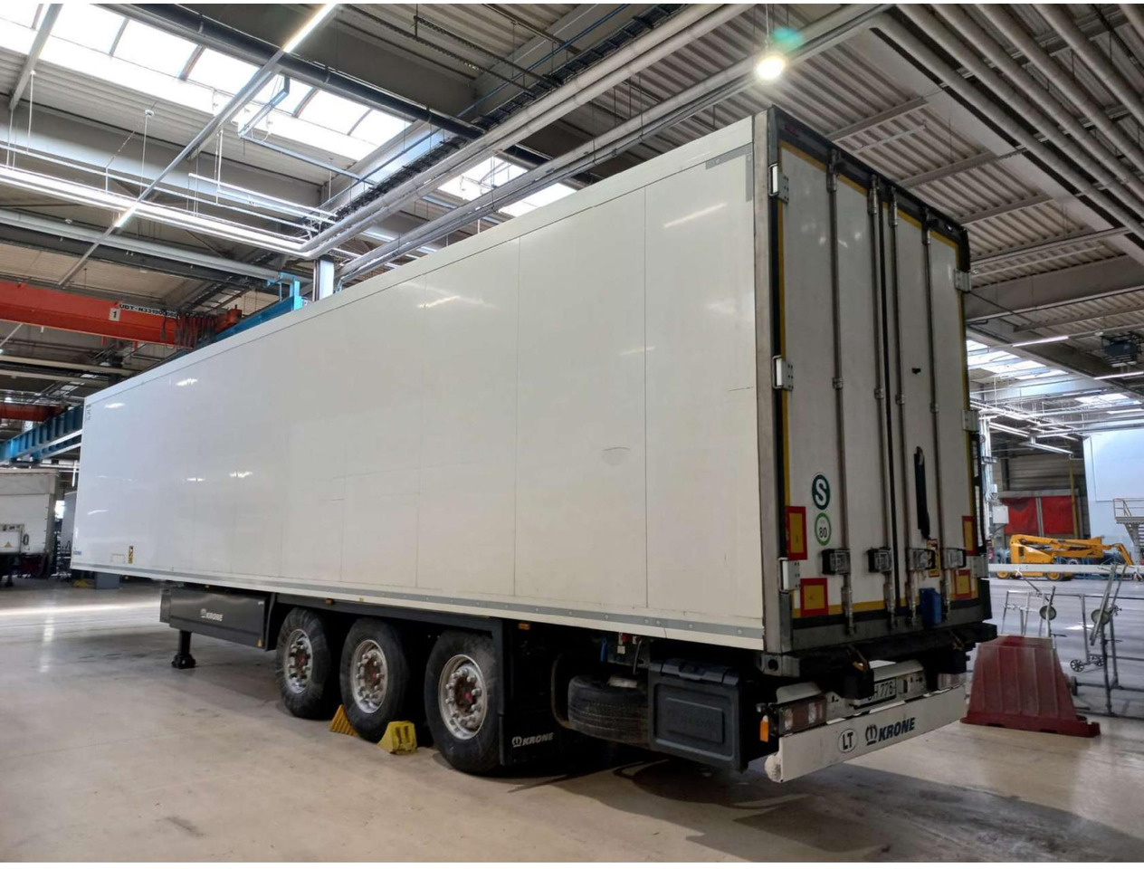 2018 Krone Double Deck Cool Liner FP 45 ThermoKing SLXi 300 - Refrigerated semi-trailer: picture 5 2018 Krone Double Deck Cool Liner FP 45 ThermoKing SLXi 300 - Refrigerated semi-trailer: picture 5