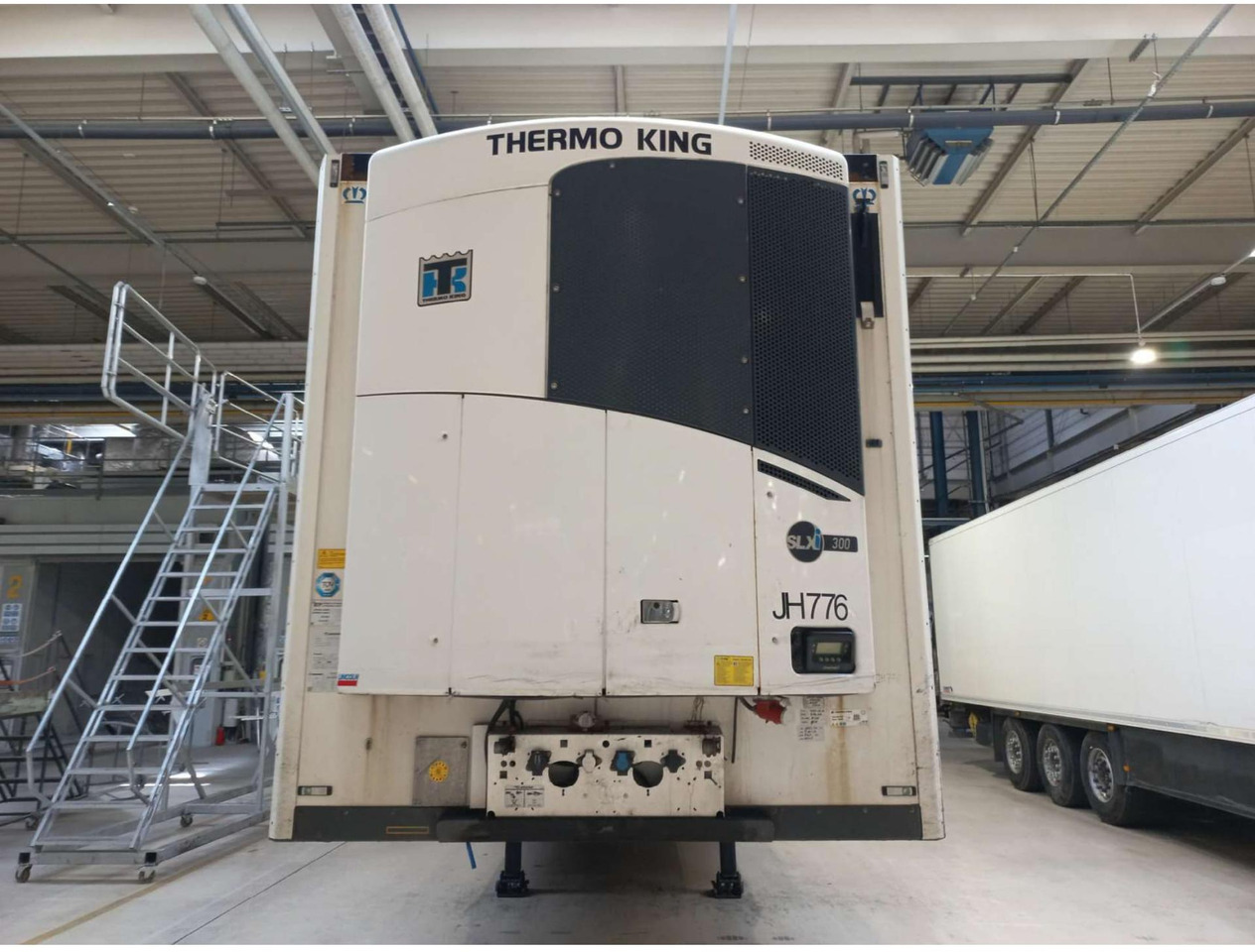 2018 Krone Double Deck Cool Liner FP 45 ThermoKing SLXi 300 - Refrigerated semi-trailer: picture 3 2018 Krone Double Deck Cool Liner FP 45 ThermoKing SLXi 300 - Refrigerated semi-trailer: picture 3