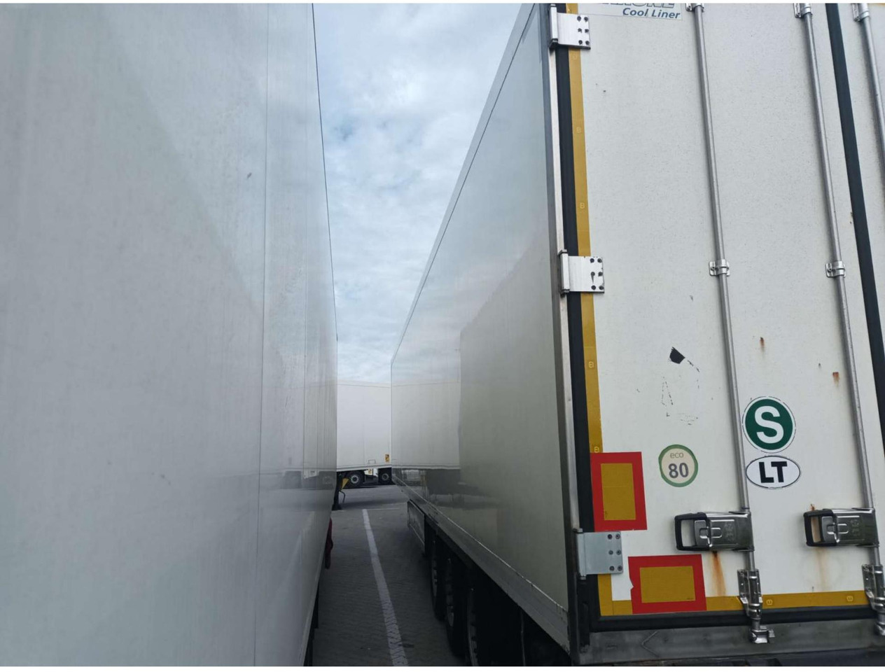 2018 Krone Double Deck Cool Liner FP 45 ThermoKing SLXi 300 - Refrigerated semi-trailer: picture 4 2018 Krone Double Deck Cool Liner FP 45 ThermoKing SLXi 300 - Refrigerated semi-trailer: picture 4