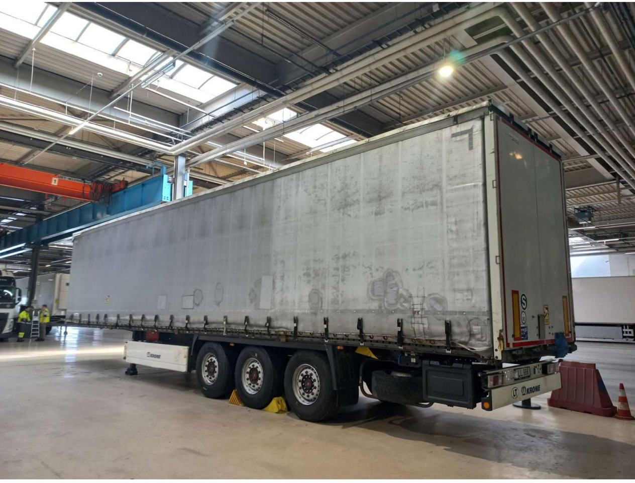 2018 Krone SDP Profi Liner Standard Lifting Axle - Curtainsider semi-trailer: picture 4 2018 Krone SDP Profi Liner Standard Lifting Axle - Curtainsider semi-trailer: picture 4