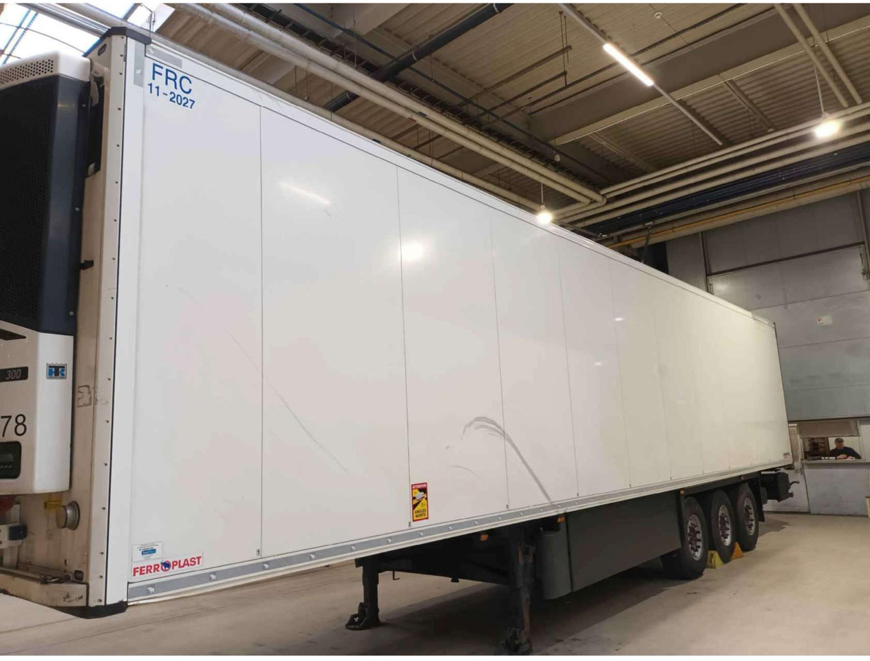 2019 Schmitz Cargobull Double Deck FP 60 ThermoKing SLXi 300 - Refrigerated semi-trailer: picture 5 2019 Schmitz Cargobull Double Deck FP 60 ThermoKing SLXi 300 - Refrigerated semi-trailer: picture 5