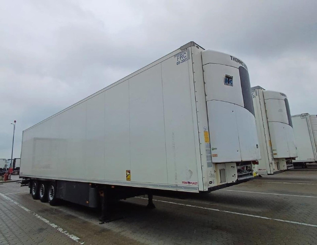 2019 Schmitz Cargobull SKO Double Deck FP 60 ThermoKing SLXi 300 - Refrigerated semi-trailer: picture 4 2019 Schmitz Cargobull SKO Double Deck FP 60 ThermoKing SLXi 300 - Refrigerated semi-trailer: picture 4