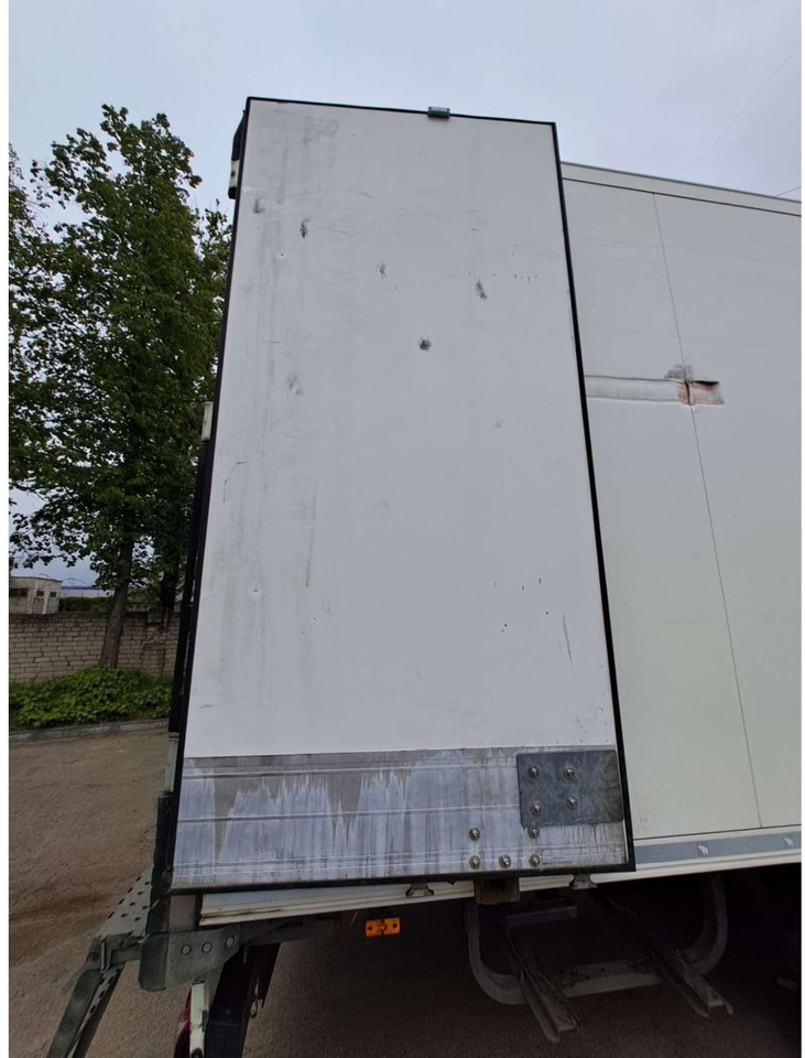 2019 Schmitz Cargobull SKO FP 60 ThermoKing SLXi 300 - Refrigerated semi-trailer: picture 4 2019 Schmitz Cargobull SKO FP 60 ThermoKing SLXi 300 - Refrigerated semi-trailer: picture 4